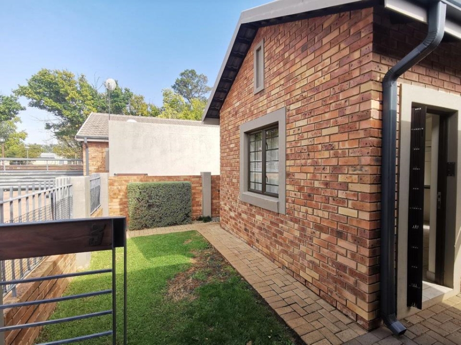 3 Bedroom Property for Sale in Potchefstroom Rural North West